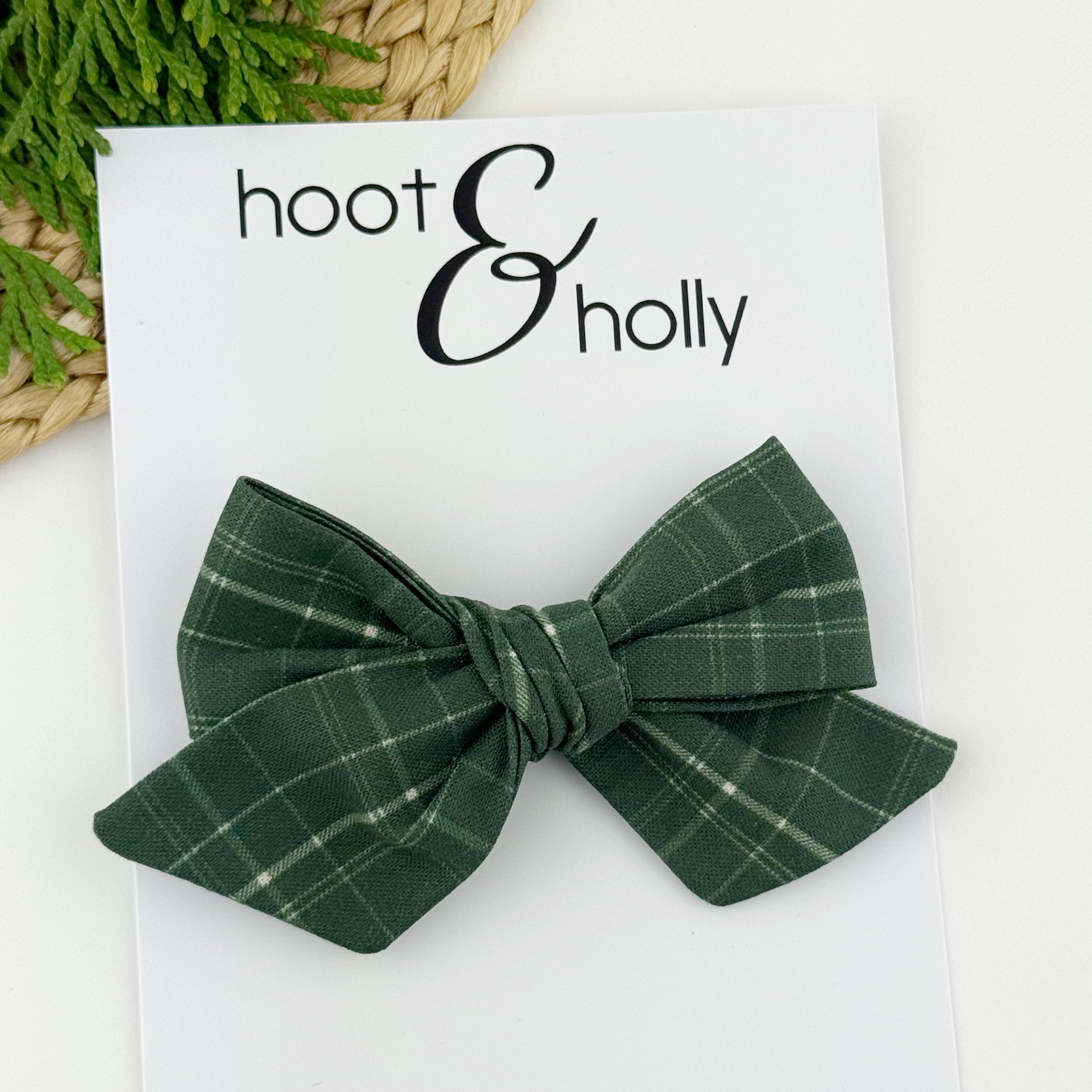 Victoria Bow - Classic Christmas