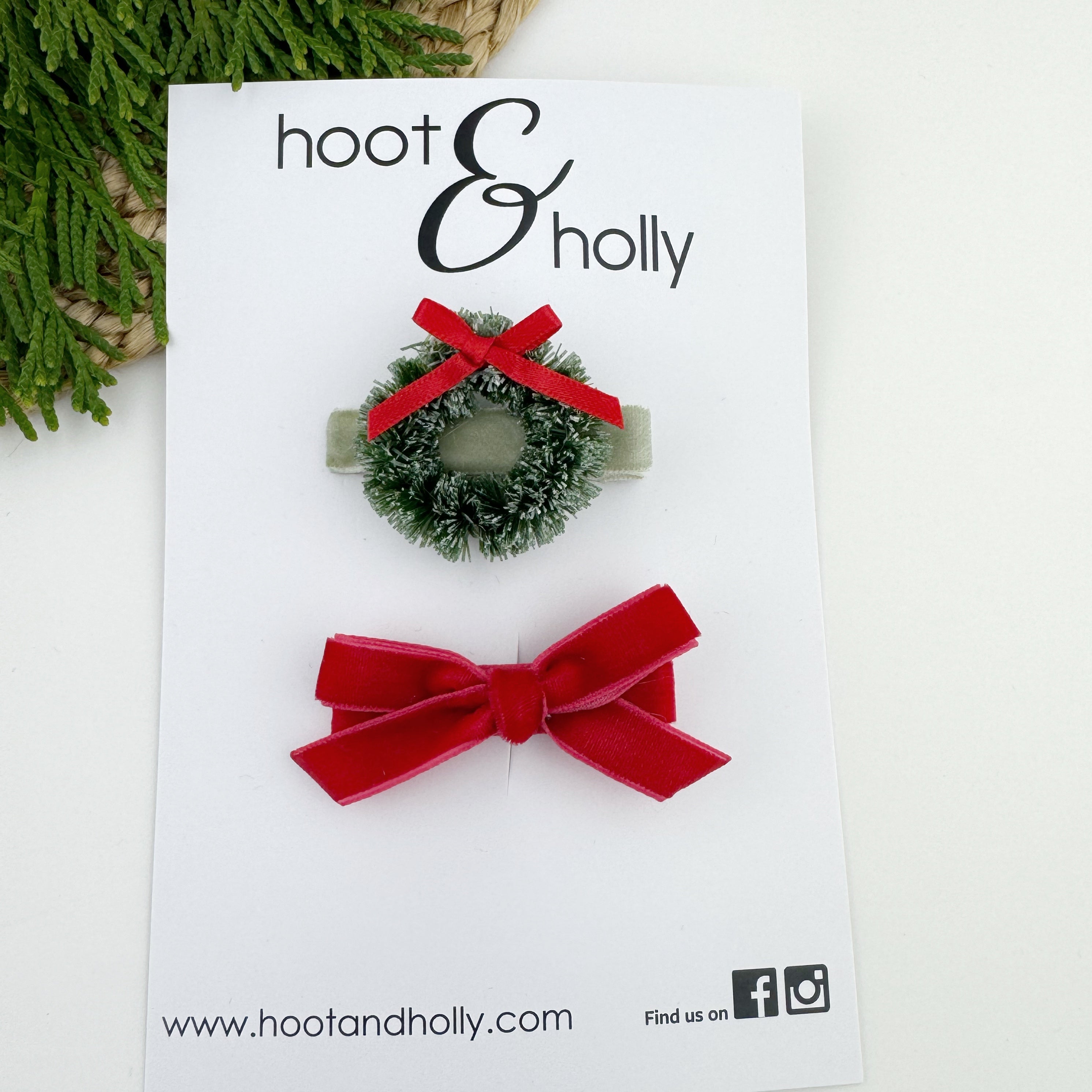 Christmas hair clip, little Christmas wreath on hair clips and red velvet bow hair clip
