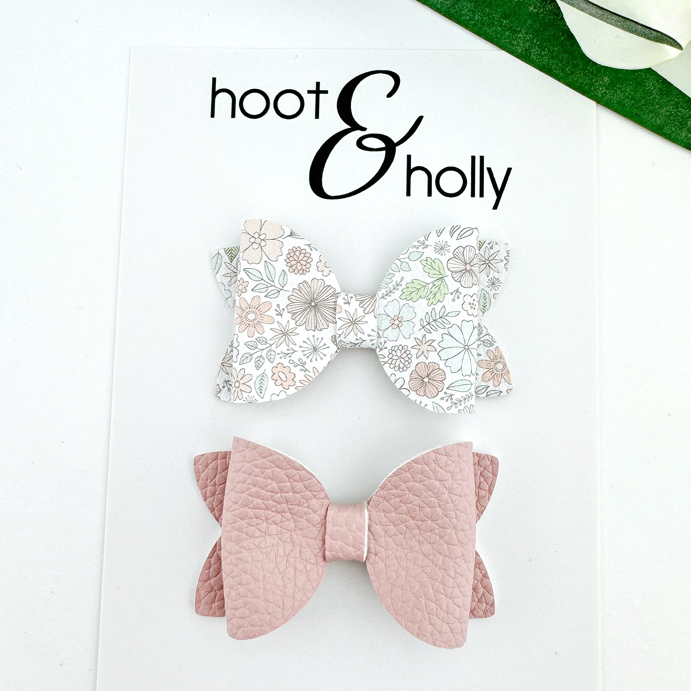 Aspen Bow - Pastel Floral