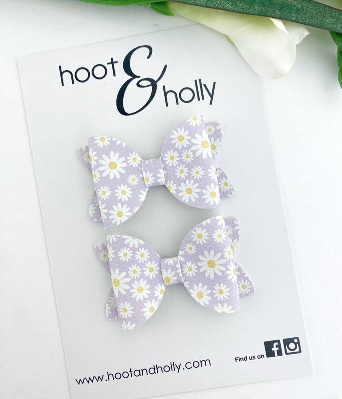 Aspen Bow - Pigtail Set - Daisies on Purple