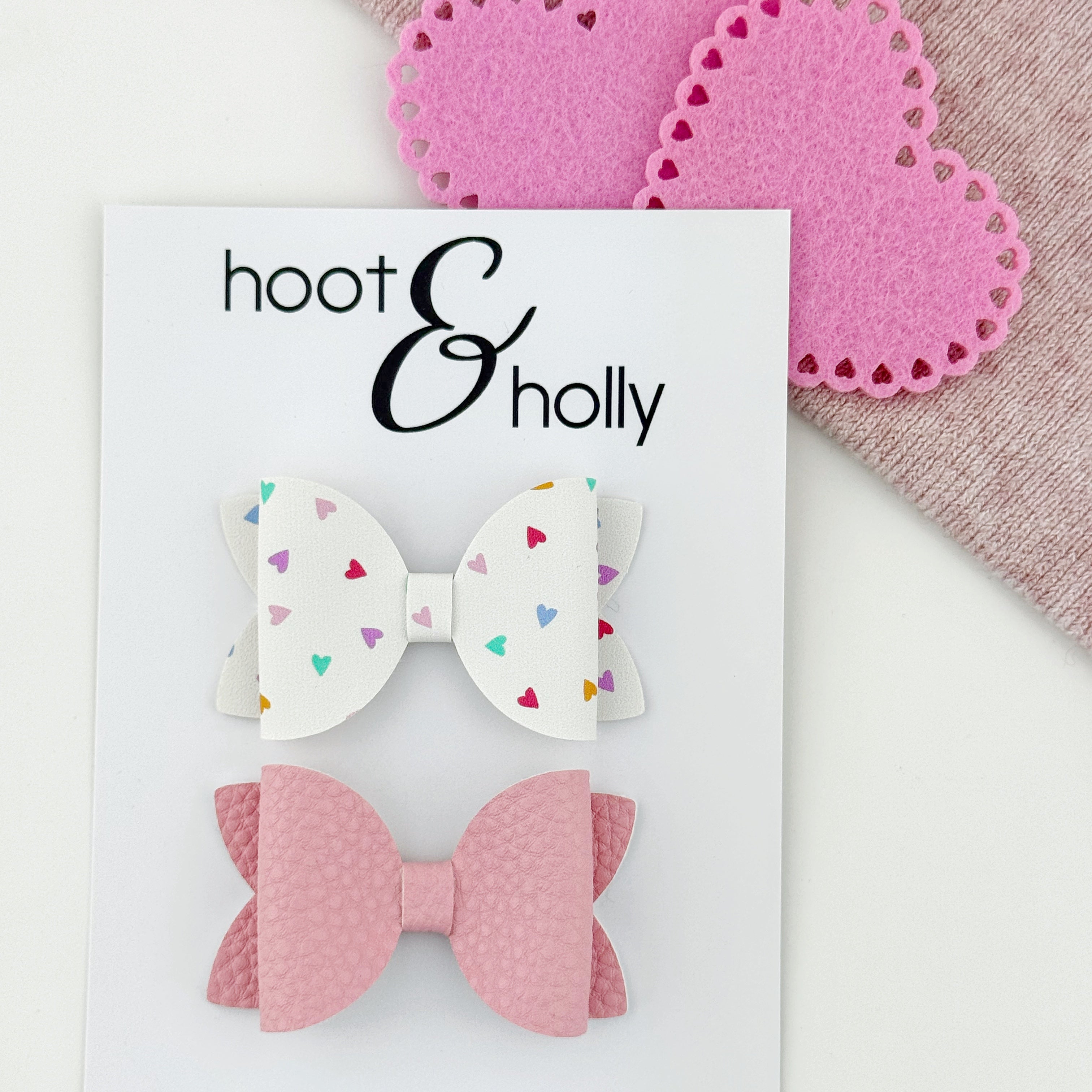 Aspen Bow - Pretty Hearts