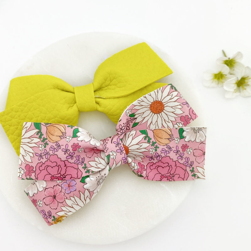 Chelsea Bow - Pretty Floral